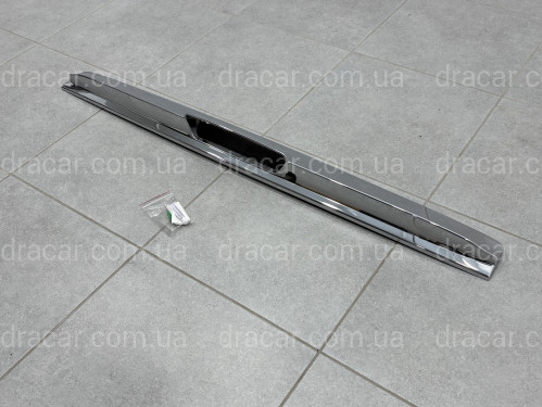 Хром накладка на задні двері FJ Cruiser 2006-2022 артикул 10176