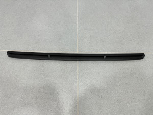 Верхня накладка (решітки) переднього бампера Audi A4/S4/RS4 (B9) 2020-8W0807801/8WD 807 801