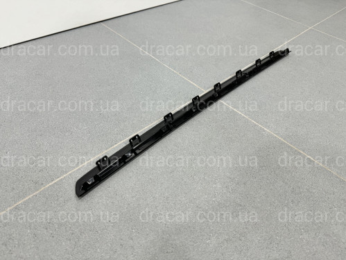 Верхня накладка (решітки) переднього бампера Audi A4/S4/RS4 (B9) 2020-8W0807801/8WD 807 801 артикул 10186