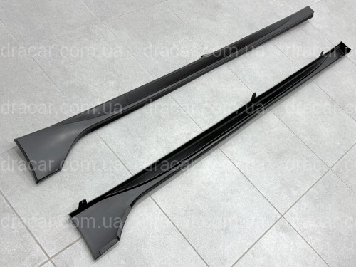 Накладки на пороги R-Line для Volkswagen Golf 8 2022- артикул 10198