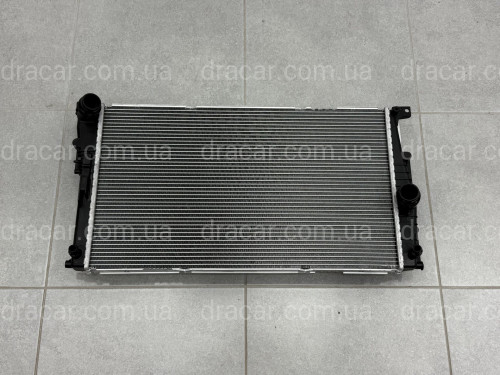 Радіатор охолодження 17118672104 для BMW F30 / F31 / F32 / F33 / F36 мотор N20 артикул 10159