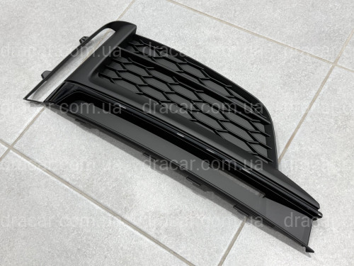 Решітка бампера ПРАВА S-Line Black 8W6807682FT94 для Audi A5 B9 2015-2019 артикул 10315