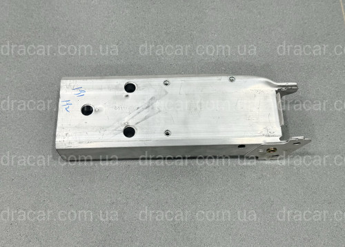 Кронштейн підсилювача переднього бампера правий 51117266192 для BMW 1series F20 / 3series F30 артикул 10584