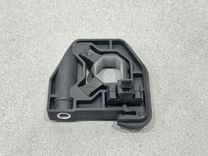 Кронштей ​​радіатора правий нижній 17118620733 для BMW 1 series F20 / 3 series F30