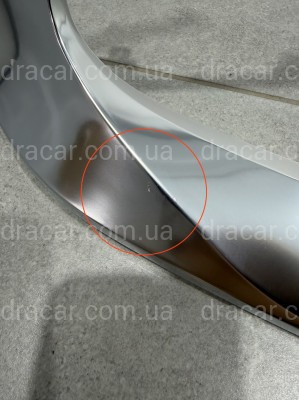 Хром молдинг решітки нижній 5312233020 Lexus ES 2015-2018 є подряпина артикул 10743