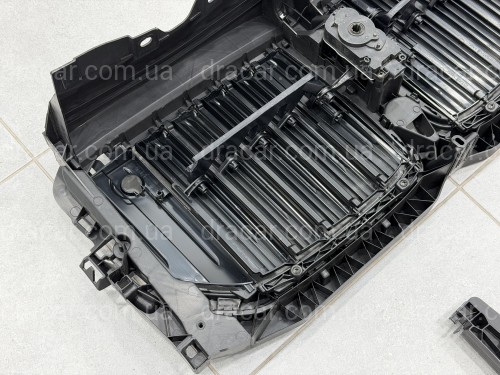 Центральні жалюзі з моторчиком під нічне бачення 51749465365 для BMW X7 G07 2019-2022 артикул 10752