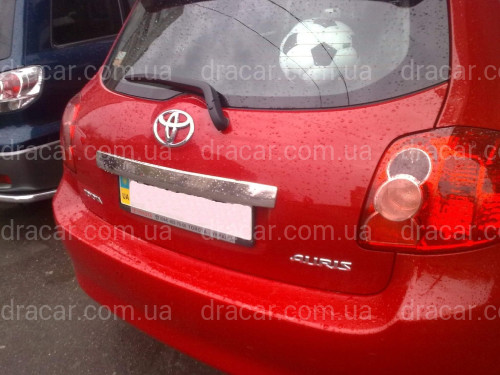 Хром накладка на планку багажника Toyota Auris 2007-2010 (нержавіюча сталь) артикул 1733