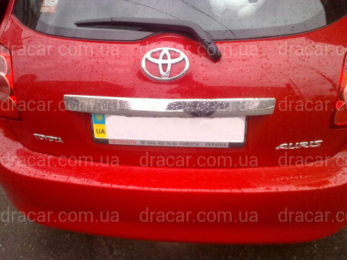 Хром накладка на планку багажника Toyota Auris 2007-2010 (нержавіюча сталь) артикул 1733