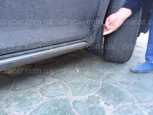 Бризковики Toyota Camry 50 2011-2014 комплект 4шт артикул 2003