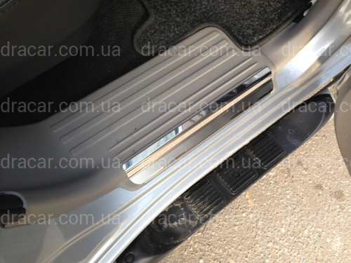 Накладки на пороги Mitsubishi Pajero Sport 2009-2015 Premium артикул 2731